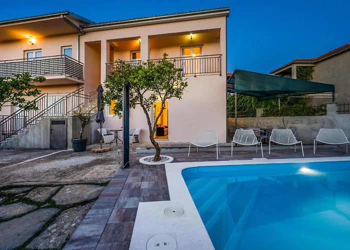 Beautiful In With Wifi Сasa de vacaciones Ražanj